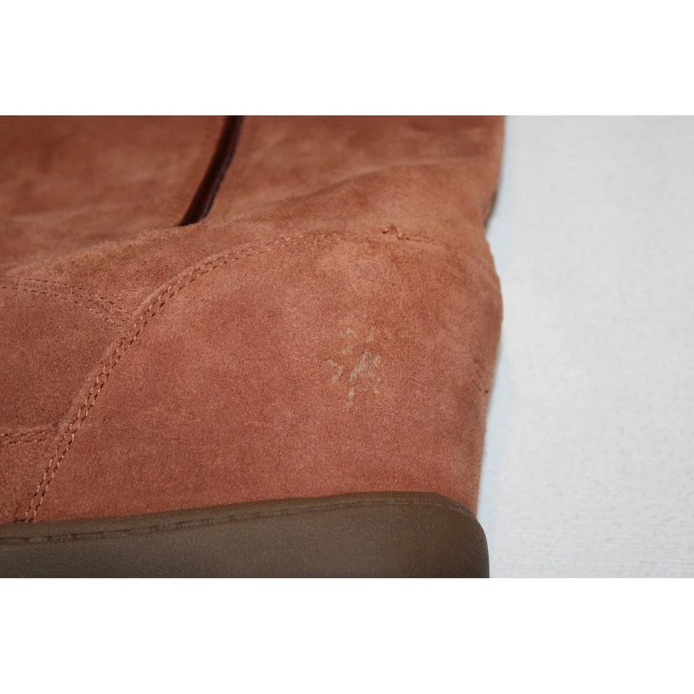 women's Skechers SKCH+3 hidden wedge suede boots Sz 10 rust fringe 48091